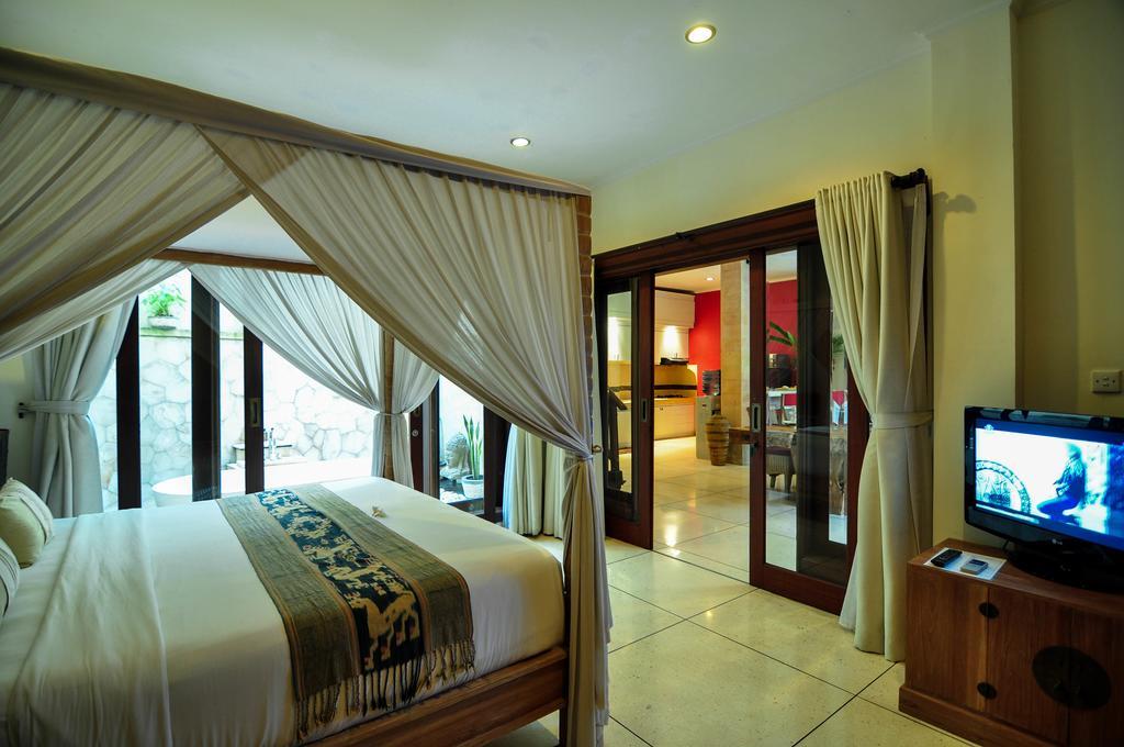 Arwana Estate Villa Seminyak  Exterior photo