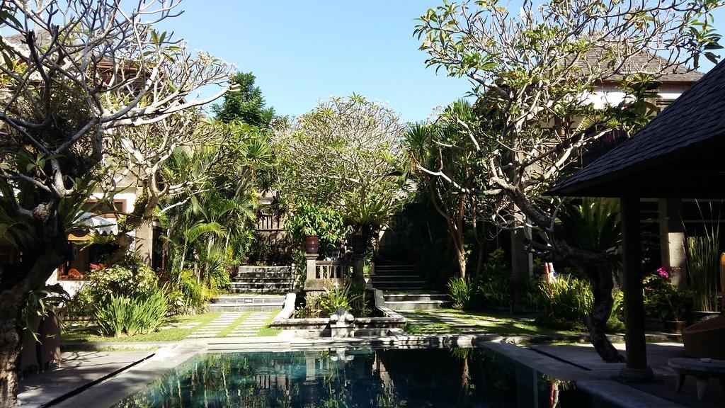 Arwana Estate Villa Seminyak  Exterior photo
