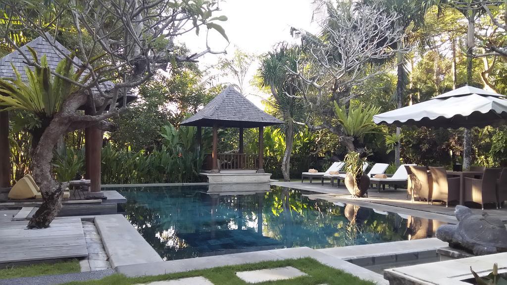 Arwana Estate Villa Seminyak  Exterior photo