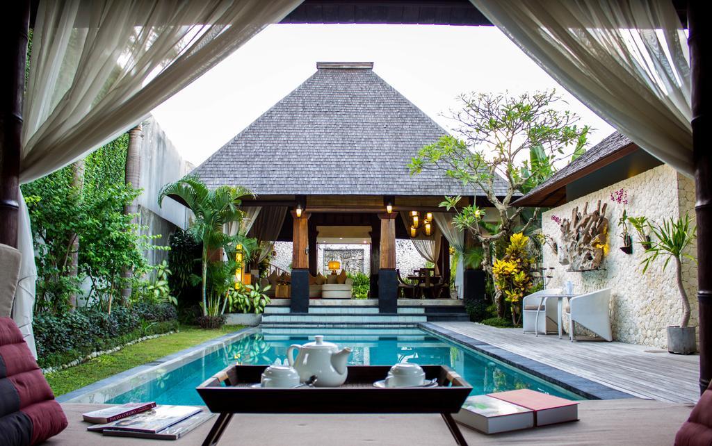 Arwana Estate Villa Seminyak  Exterior photo