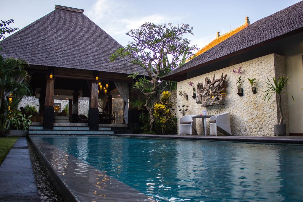 Arwana Estate Villa Seminyak  Exterior photo
