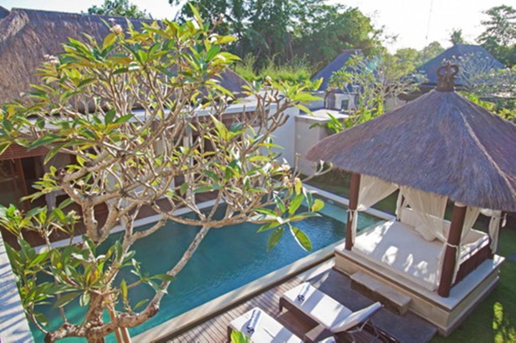 Arwana Estate Villa Seminyak  Exterior photo