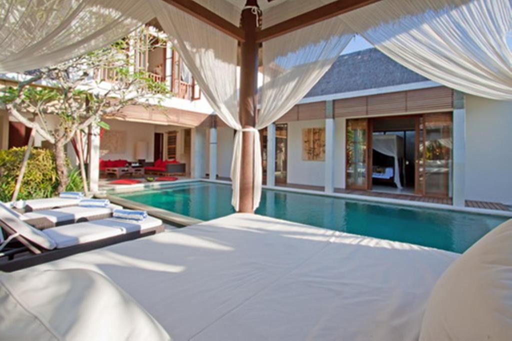 Arwana Estate Villa Seminyak  Exterior photo