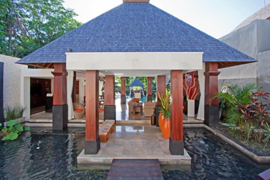 Arwana Estate Villa Seminyak  Exterior photo
