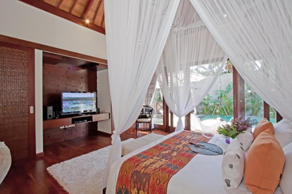 Arwana Estate Villa Seminyak  Exterior photo