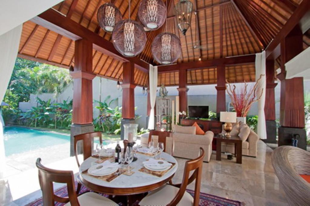 Arwana Estate Villa Seminyak  Exterior photo