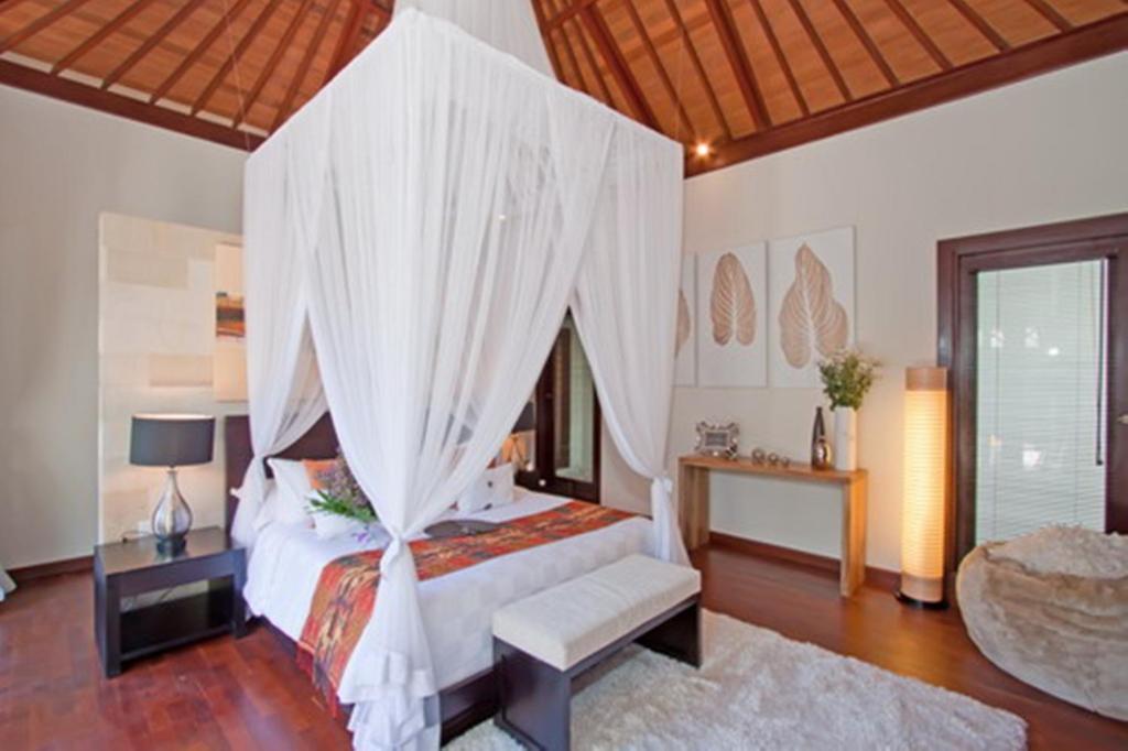 Arwana Estate Villa Seminyak  Exterior photo
